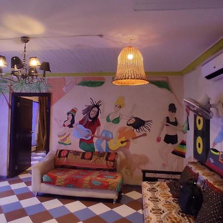 Shah Social Party Villa In Royal Palms มุมไบ ภายนอก รูปภาพ
